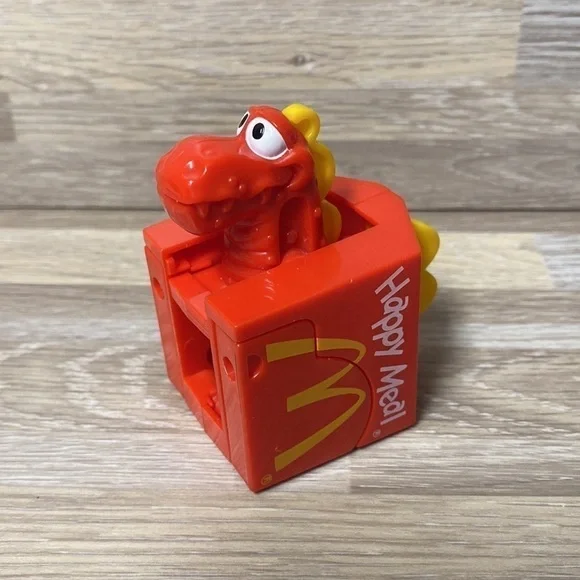McDonald’s Vintage dinosaur Happy meal transformers toys rare 90s kids toys euc - Picture 2 of 12